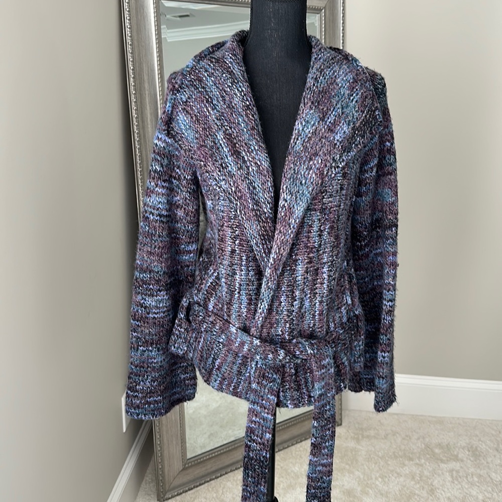 Beautiful Express sweater coat